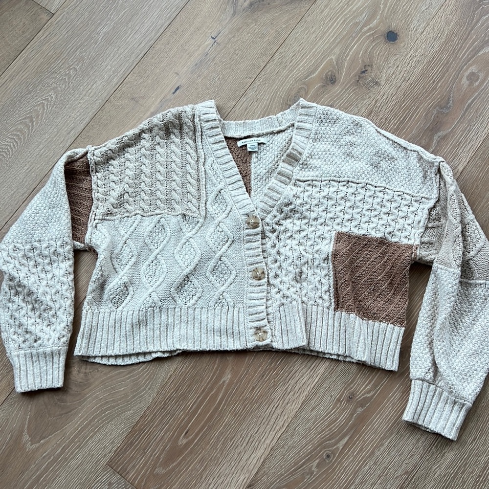 American eagle button up sweater
